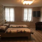 Landgasthof-hotel Adler ホテル