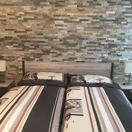 Landgasthof-hotel Adler * לנגנאו